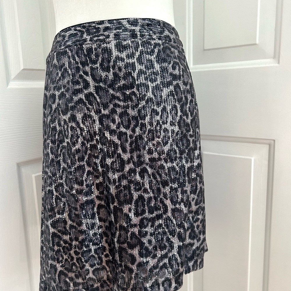 Michael Kors Black and Gray Leopard Print Sequin Skirt NWT Large